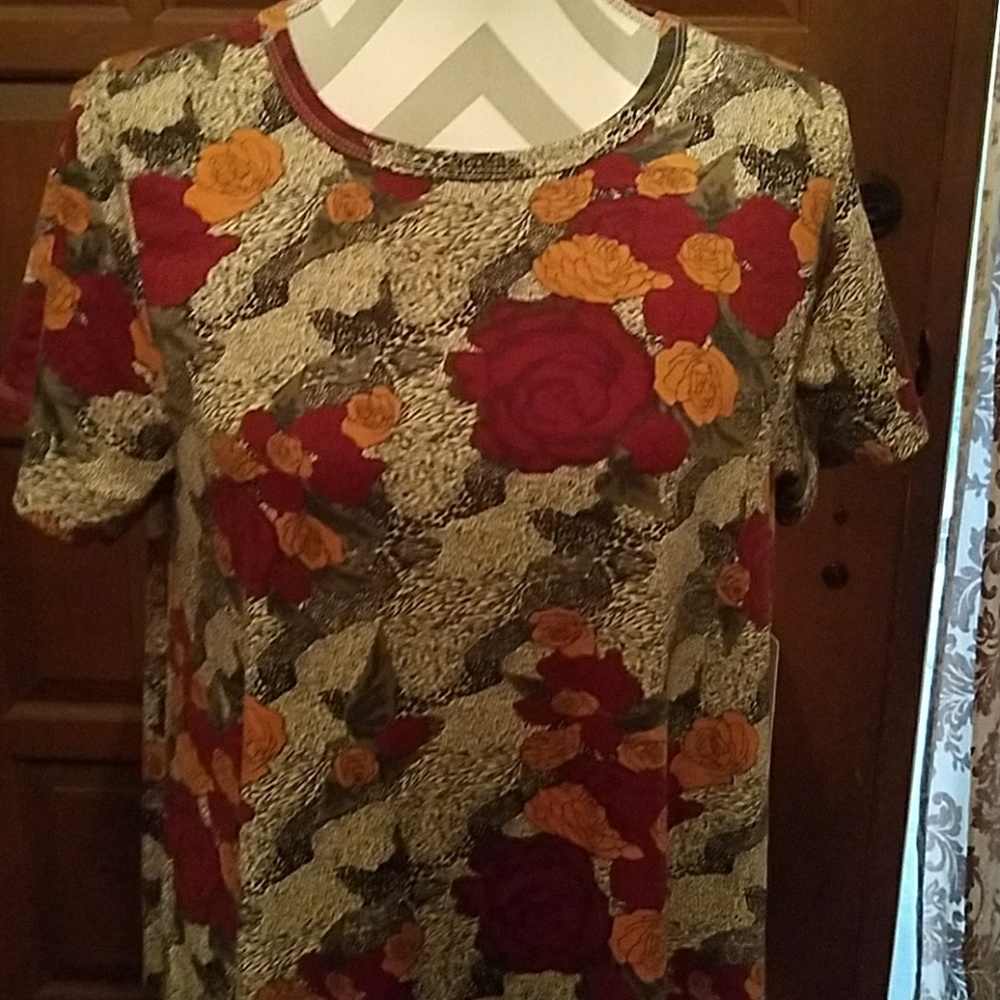 Lularoe Carly